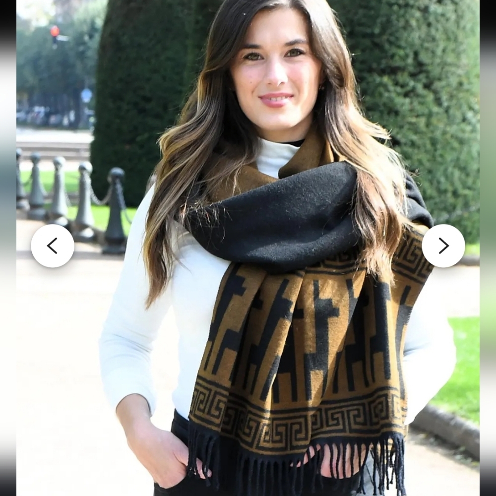 Peruvian Cotton Shawl – Handwoven on Traditional Loom – Ethical Reversible Scarf